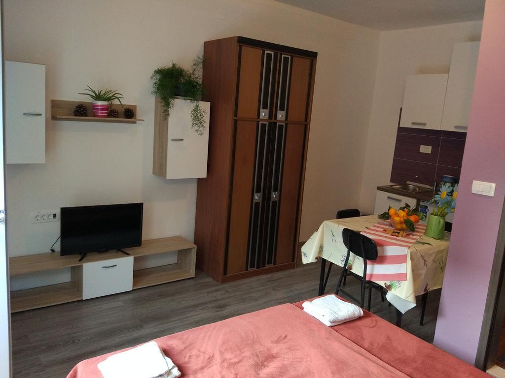 Apartment Tome Biograd Na Moru Exterior foto
