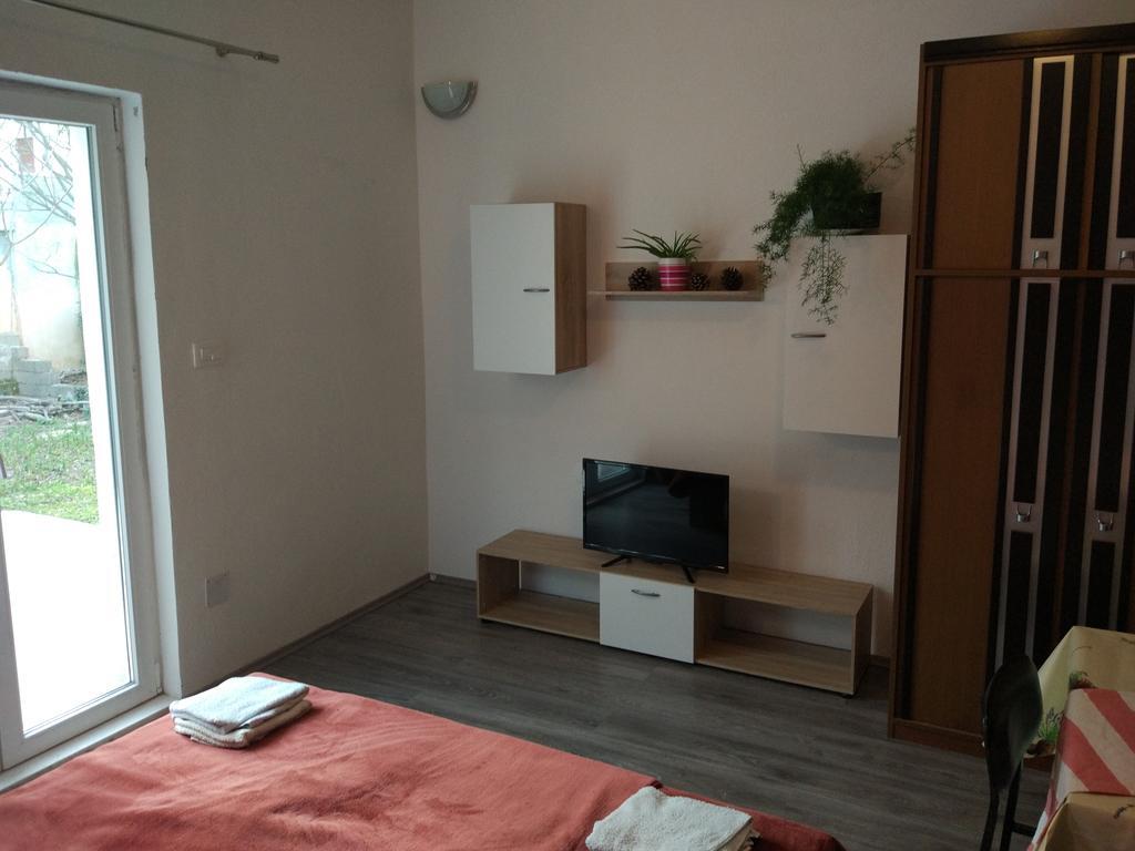 Apartment Tome Biograd Na Moru Exterior foto